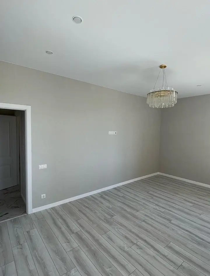 Светлая комната двушки 48 м² в новом доме